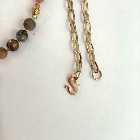 Tribal agate boho festival necklace with handmade beaded pendant - Picture 4 of 4